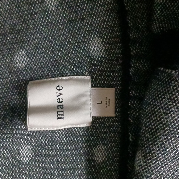 Elegant Black and White Polka Dot Strapless Top - Picture 3 of 4